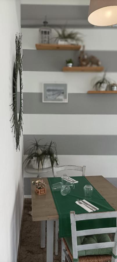 شقة La Casina Di Ale مارينا دي كارّارا المظهر الخارجي الصورة